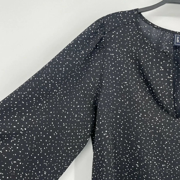 GAP Tops Women's Sz M Black White Polka Dots V Neck Pullover Puffed Long Sleeve - Picture 6 of 8